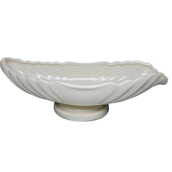 Vintage White Hamilton Art Ware Mantle Planter Vase Shell Design Pottery - Picture 4 of 7